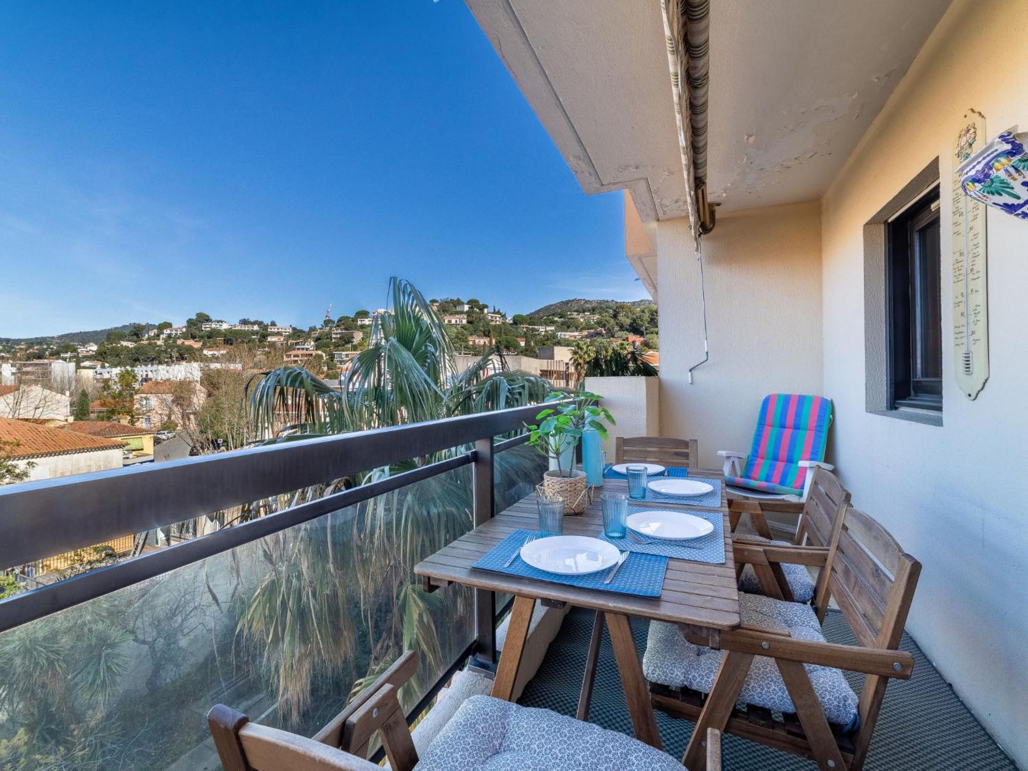 Apartment Saint James-12 Le Lavandou Extérieur photo